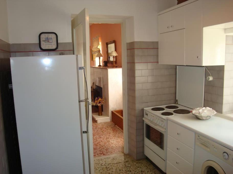 Villa Elea Толон Экстерьер фото